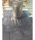Plomo en chimenea cubierta de pizarra